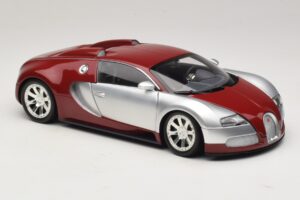 Bugatti Veyron Centenaire Edition Chrome Red Minichamps 1:18 100110851 Metall - pilt 6/8