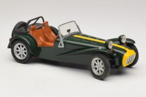 Caterham Super Seven Roheline Anson 1:18 30317-W1 Metall - pilt 4/6