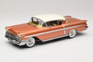 Chevrolet Bel Air Impala Coupe Vaskne & Kreemjas KK-Scale 1:18 KKDC181591 Metall