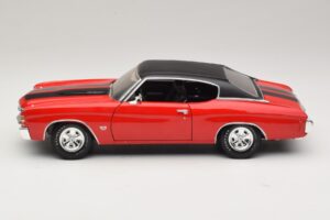 Chevrolet Chevelle SS454 Punane Maisto 1:18 31890-P1 Metall - pilt 4/8