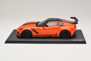 Chevrolet Corvette C7 ZR-1 High Voltage Tint TopSpeed 1:18 TS0147 Vaik - pilt 3/6
