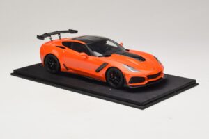 Chevrolet Corvette C7 ZR-1 High Voltage Tint TopSpeed 1:18 TS0147 Vaik - pilt 4/6