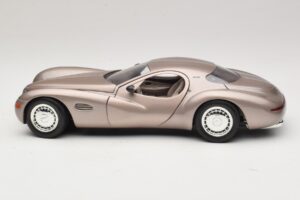Chrysler Atlantic Beež Guiloy 1:18 68570 Metall - pilt 4/8