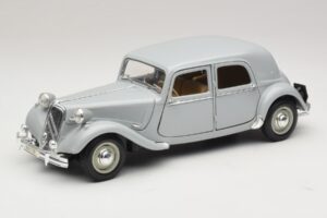 Citroen 15CV Six Hall Maisto 1:18 31837 Metall