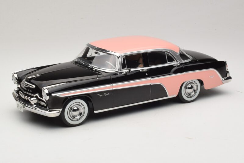 DeSoto Fireflite Sedan Must & Roosa KK-Scale 1:18 KKDC181542 Metall