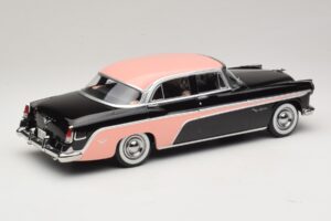 DeSoto Fireflite Sedan Must & Roosa KK-Scale 1:18 KKDC181542 Metall - pilt 2/6