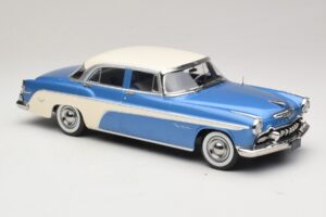 DeSoto Fireflite Sedan Sinine Metallik & Kreemjas KK-Scale 1:18 KKDC181544 Metall - pilt 4/6