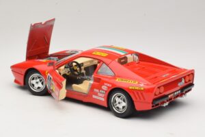Ferrari 288 GTO #40 Punane Bburago 1:18 3027-P4 Metall - pilt 5/8