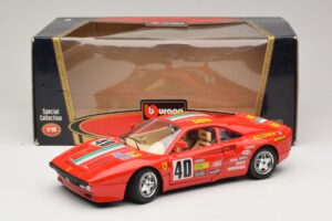 Ferrari 288 GTO #40 Punane Bburago 1:18 3027-P4 Metall - pilt 8/8