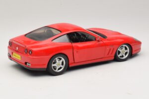 Ferrari 550 Maranello Punane Majorette 1:18 5974 Metall - pilt 3/8