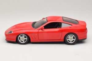 Ferrari 550 Maranello Punane Majorette 1:18 5974 Metall - pilt 4/8