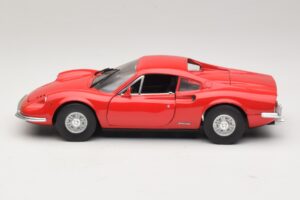 Ferrari Dino 246 Punane Majorette 1:18 5271 Metall - pilt 4/8