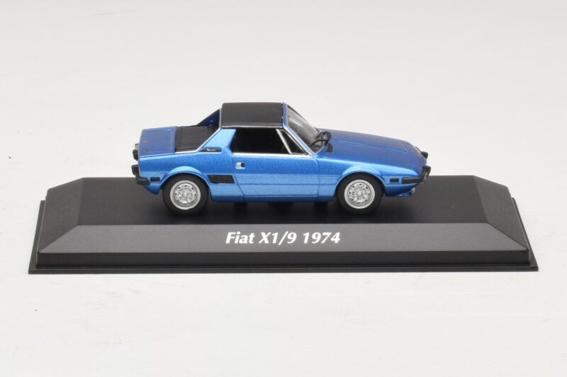 Fiat X1/9 Sinine Maxichamps 1:43 Fiat X1/9 Sinine Maxichamps 1:43 940121661 Metall