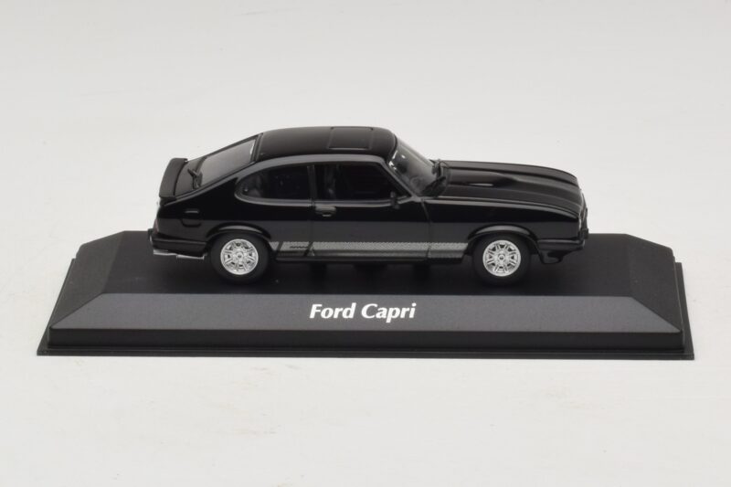 Ford Capri III Must Maxichamps 1:43 940082220 Metall