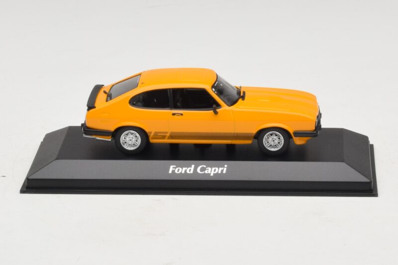 Ford Capri III Oranž Maxichamps 1:43 940082221 Metall