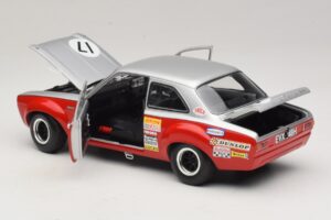 Ford Escort Mk1 TC #17 Stewart / C. Craft RAC Tourist Trophy Silverstone 1970 Minichamps 1:18 100708117 Metall - pilt 5/8
