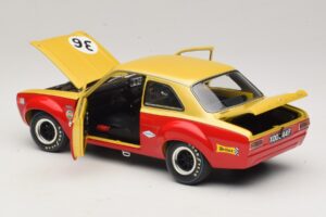 Ford Escort Mk1 TC #36 F. Gardner / D. Glemser Grand Prix der Tourenwagen 1968 Minichamps 1:18 100688136 Metall - pilt 5/8