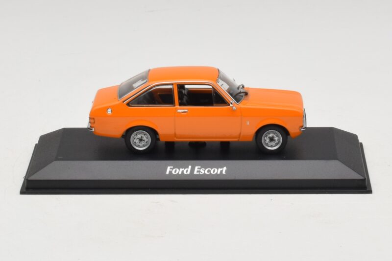 Ford Escort Mk2 Oranž Maxichamps 1:43 940084101 Metall