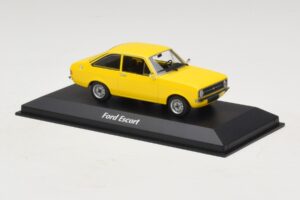 Ford Escort Mk2 Kollane Maxichamps 1:43 940084100 Metall - pilt 3/5