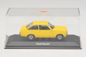 Ford Escort Mk2 Kollane Maxichamps 1:43 940084100 Metall - pilt 4/5
