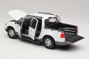 Ford Explorer Sport Trac Valge Maisto 1:18 36891 Metall - pilt 5/8