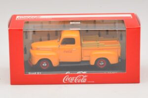 Ford F1 Coca-Cola Minichamps 1:43 400082062 Metall - pilt 5/5