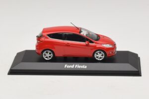 Ford Fiesta Mk7 Punane Maxichamps 1:43 940088000 Metall