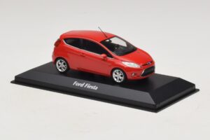 Ford Fiesta Mk7 Punane Maxichamps 1:43 940088000 Metall - pilt 3/5