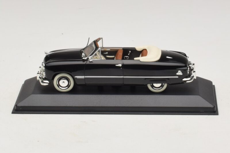 Ford FL Kabriolett Must Minichamps 1:43 400082231 Metall