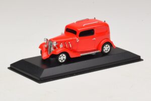 Ford Hot Rod Punane Minichamps 1:43 400142264 Metall - pilt 2/5