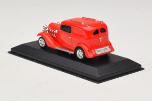 Ford Hot Rod Punane Minichamps 1:43 400142264 Metall - pilt 3/5