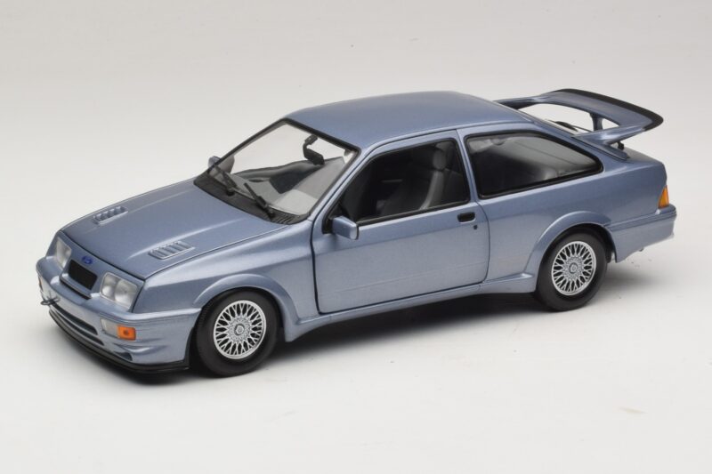 Ford Sierra RS Cosworth Sinine Minichamps 1:18 150084072 Metall