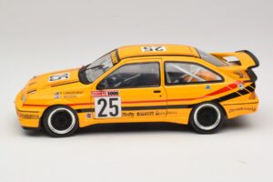 Ford Sierra RS500 #25 T. Longhurst / T. Mezera Bathurst 1000 Winner 1988 Asenduskarp Biante 1:18 103888025-R1 Metall - pilt 4/8