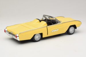 Ford Thunderbird Kabriolett Kollane Anson 1:18 30334-P1 Metall - pilt 3/8