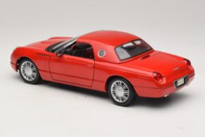 Ford Thunderbird Punane Maisto 1:18 31620 Metall - pilt 7/8