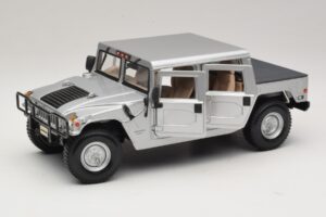 Hummer H1 Hardtop Hõbe Maisto 1:18 36857 Metall - pilt 2/8