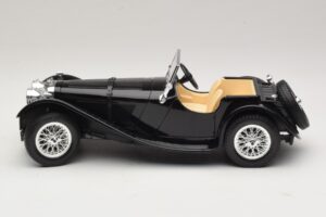 Jaguar SS100 Roadster Must Bburago 1:18 3006-M3 Metall - pilt 3/6