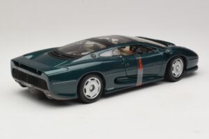 Jaguar XJ220 Roheline Metallik Maisto 1:18 31807 Metall - pilt 3/8