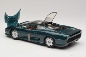 Jaguar XJ220 Roheline Metallik Maisto 1:18 31807 Metall - pilt 5/8