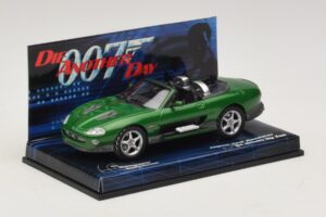 Jaguar XKR X100 Roadster Die Another Day Minichamps 1:43 045149 Metall - pilt 2/5