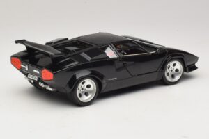 Lamborghini Countach 5000 Quattrovalvole Must Bburago 1:18 3337 Metall - pilt 3/8