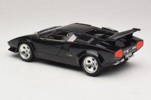 Lamborghini Countach 5000 Quattrovalvole Must Bburago 1:18 3337 Metall - pilt 7/8
