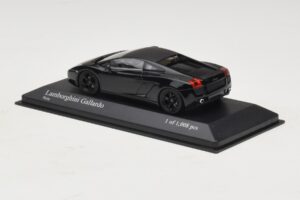 Lamborghini Gallardo Must Minichamps 1:43 400103504 Metall - pilt 3/5