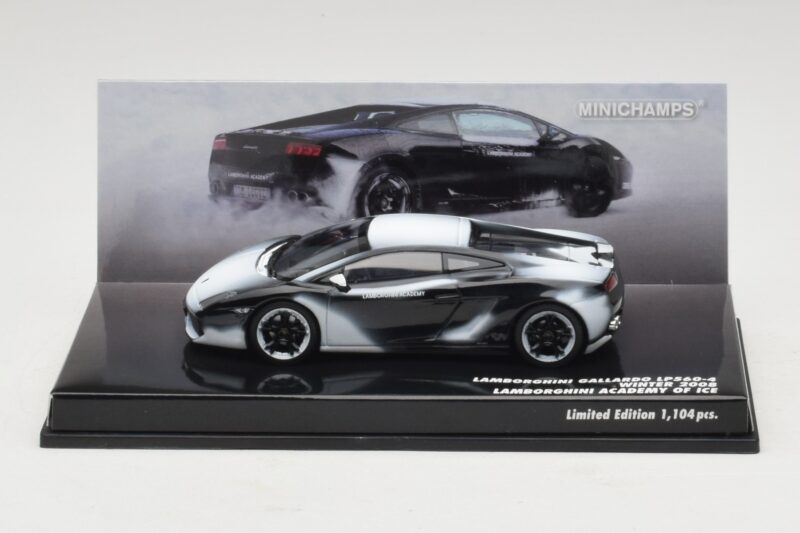 Lamborghini Gallardo LP560-4 Academy of Ice Must Minichamps 1:43 Lamborghini Gallardo LP560-4 Academy of Ice Must Minichamps 1:43 436103800 Metall