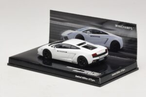 Lamborghini Gallardo LP560-4 Academy Valge Minichamps 1:43 436103801 Metall - pilt 3/5