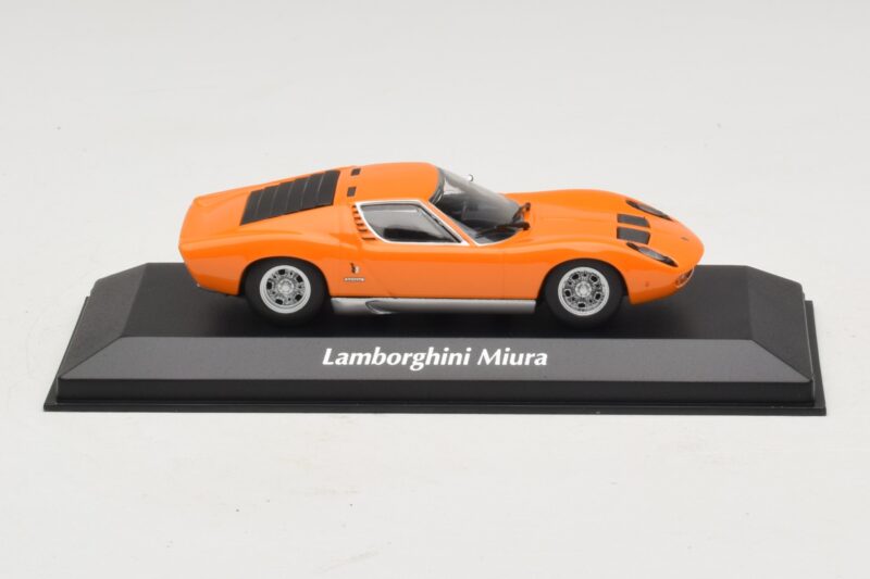 Lamborghini Miura P400 Oranž Maxichamps 1:43 940103001 Metall
