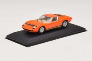 Lamborghini Miura P400 Oranž Minichamps 1:43 430103002 Metall - pilt 2/5