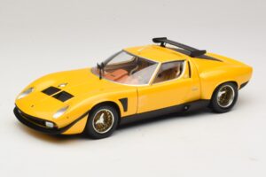 Lamborghini Miura SVR Kollane & Must Kyosho 1:18 08319GY Metall