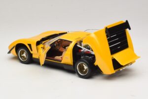 Lamborghini Miura SVR Kollane & Must Kyosho 1:18 08319GY Metall - pilt 5/8