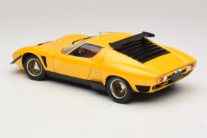 Lamborghini Miura SVR Kollane & Must Kyosho 1:18 08319GY Metall - pilt 7/8